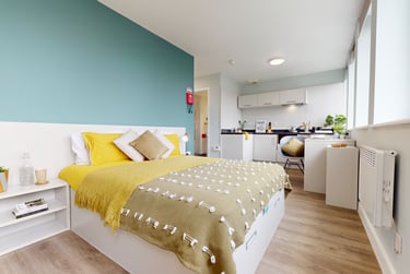 iQ Newtown House Student Halls, Maid Marian Way, City Centre, Nottingham, NG1 6GG - Image 2